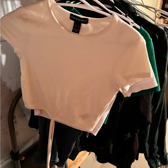 Clothes - Picture 3 of 15